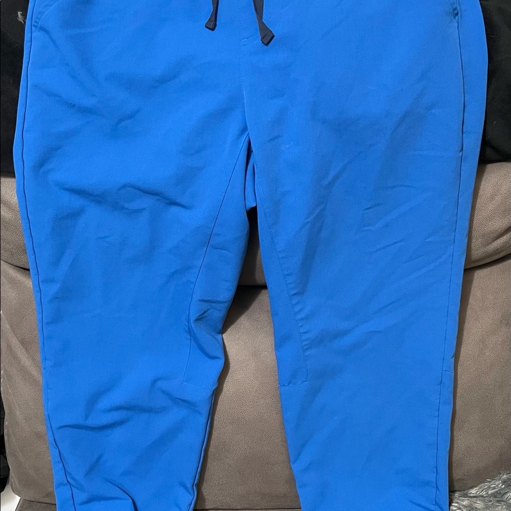 Figs men’s scrubs